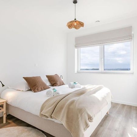 Huswell - Lovely New Apartment At The Harbor + Parking Μπριζ Εξωτερικό φωτογραφία