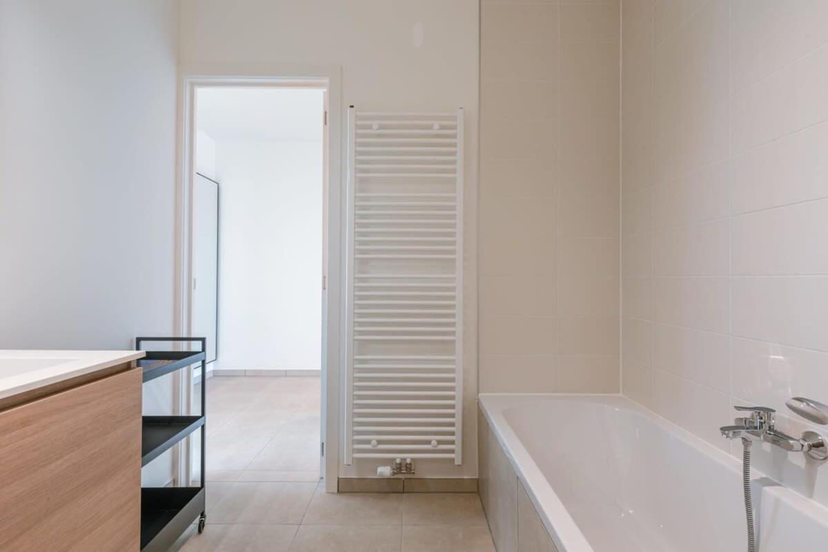 Huswell - Lovely New Apartment At The Harbor + Parking Μπριζ Εξωτερικό φωτογραφία